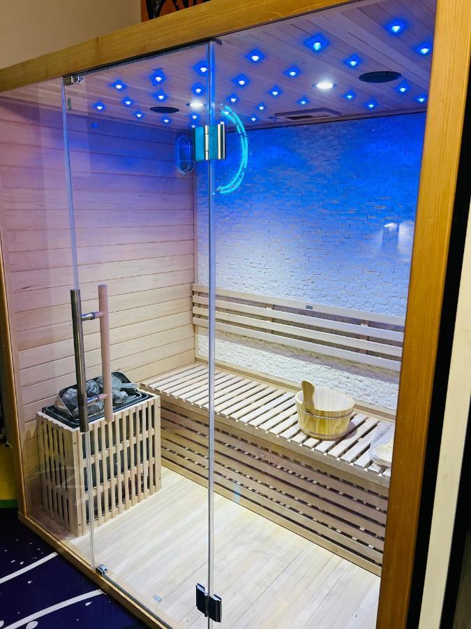Capsule Street Art - Sauna- Jacuzzi - Playstation 5 - Billard - Netflix - Home Cinema - Terrasse Douai Buitenkant foto